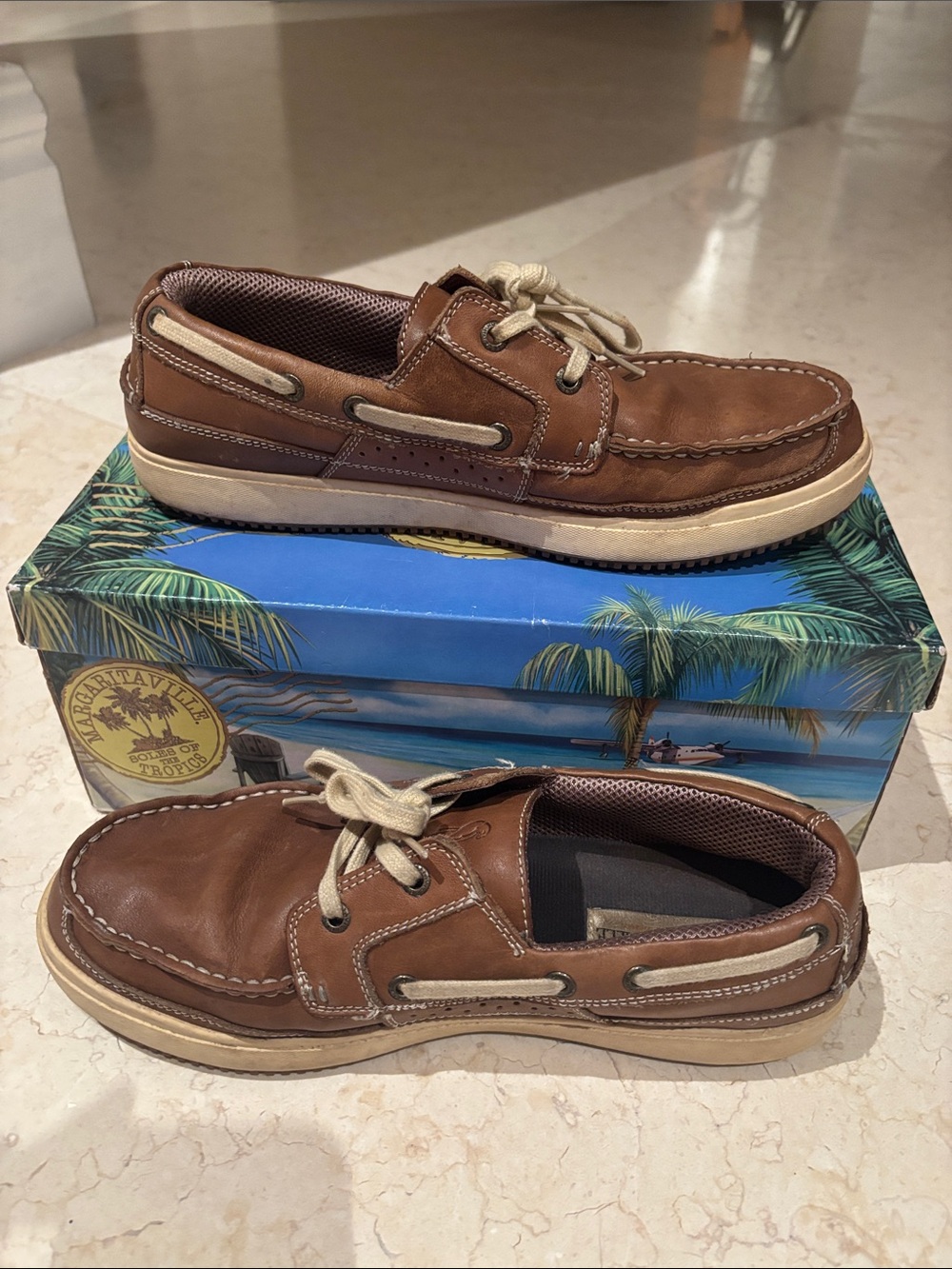 BRAND NEW IN BOX Sz 11 Men’s Margaritaville Chestnut Color Boat Shoes Laces